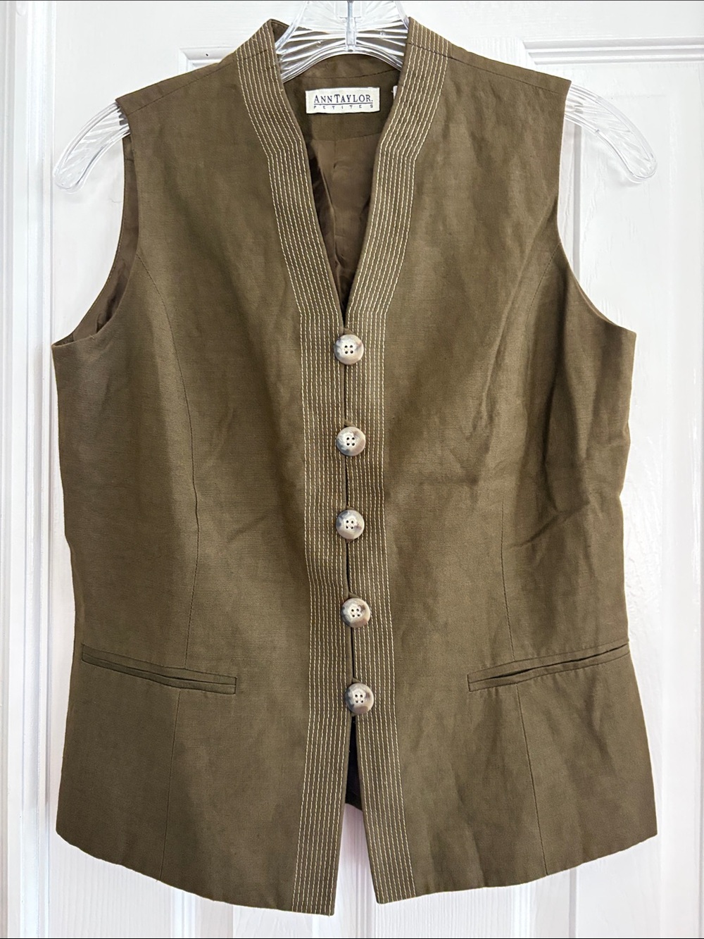 Ann Taylor Vintage Olive Green Linen Rayon Sleeveless Button Front Vest Size 4P